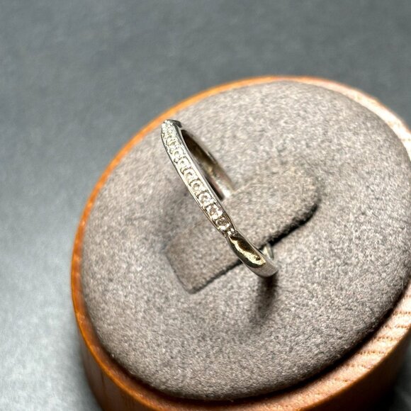 VTG Sterling Silver 925 Cubic Zirconia Pave Set 2mm Band Ring Size 7.75 - Picture 2 of 10